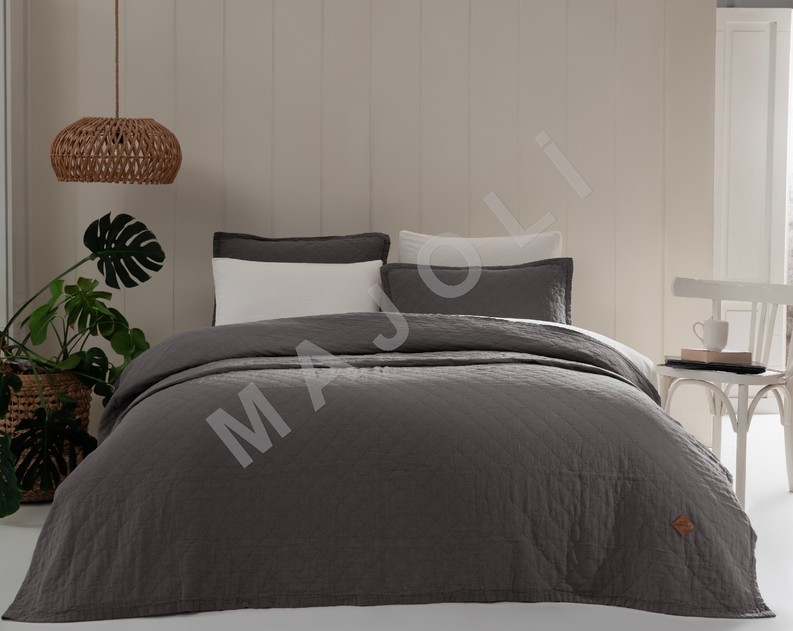 Manu Yatak Örtüsü