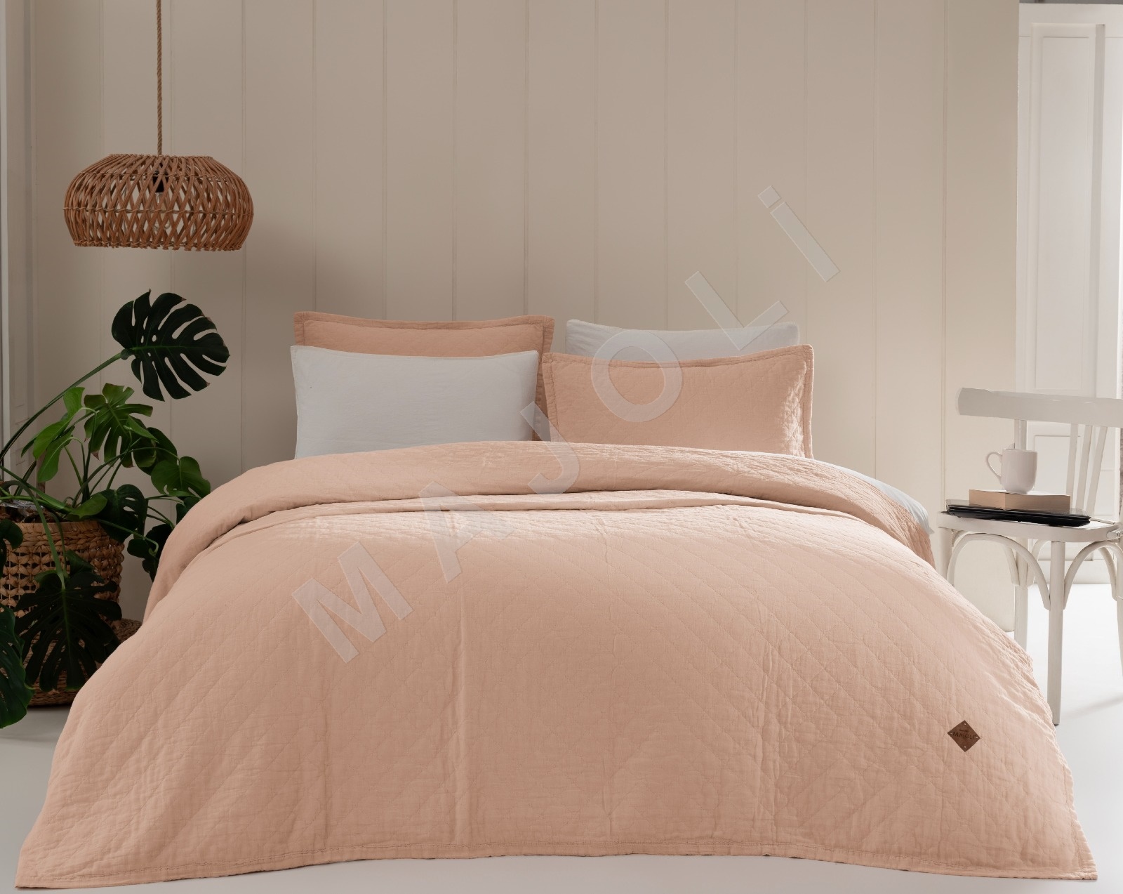 Manu Yatak Örtüsü